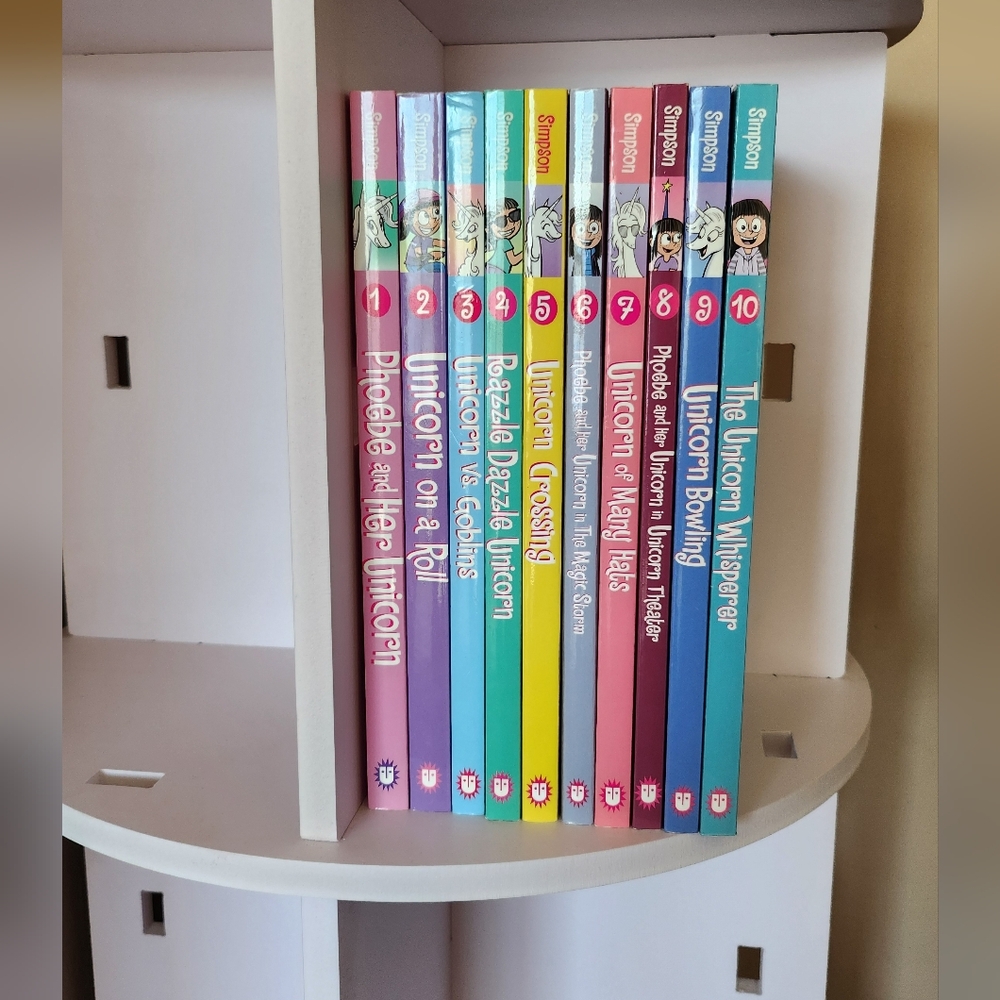 Phoebe&Her Unicorn Book 1-10